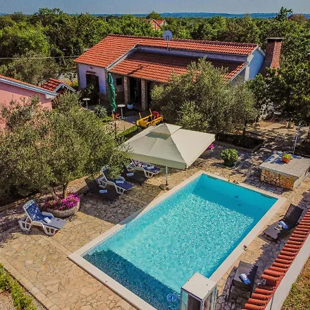 Vila Strkalj Zadarvillas Murvica (Policnik)