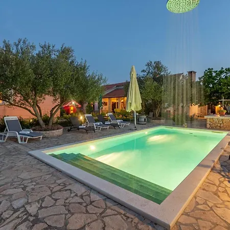 Strkalj Zadarvillas