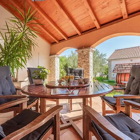 Strkalj Zadarvillas *