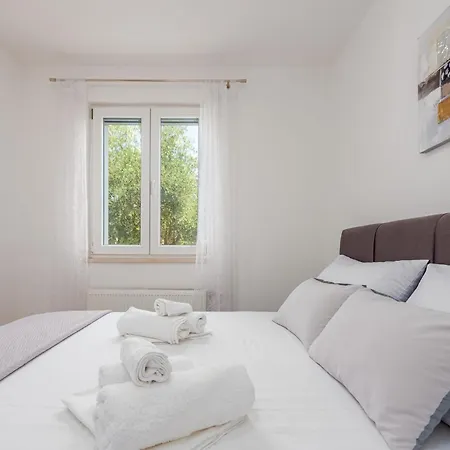 Villa Strkalj Zadarvillas *