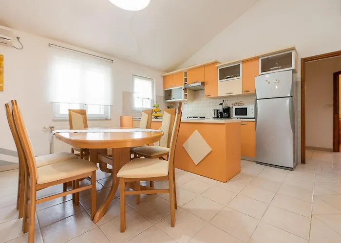 Strkalj Zadarvillas Murvica (Policnik)